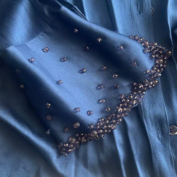 Shirt - Picture 2 of 3